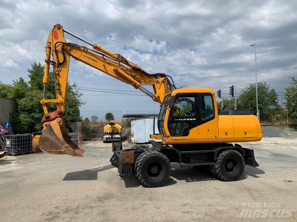 Hyundai ROBEX 170W-3 Ratasekskavaatorid