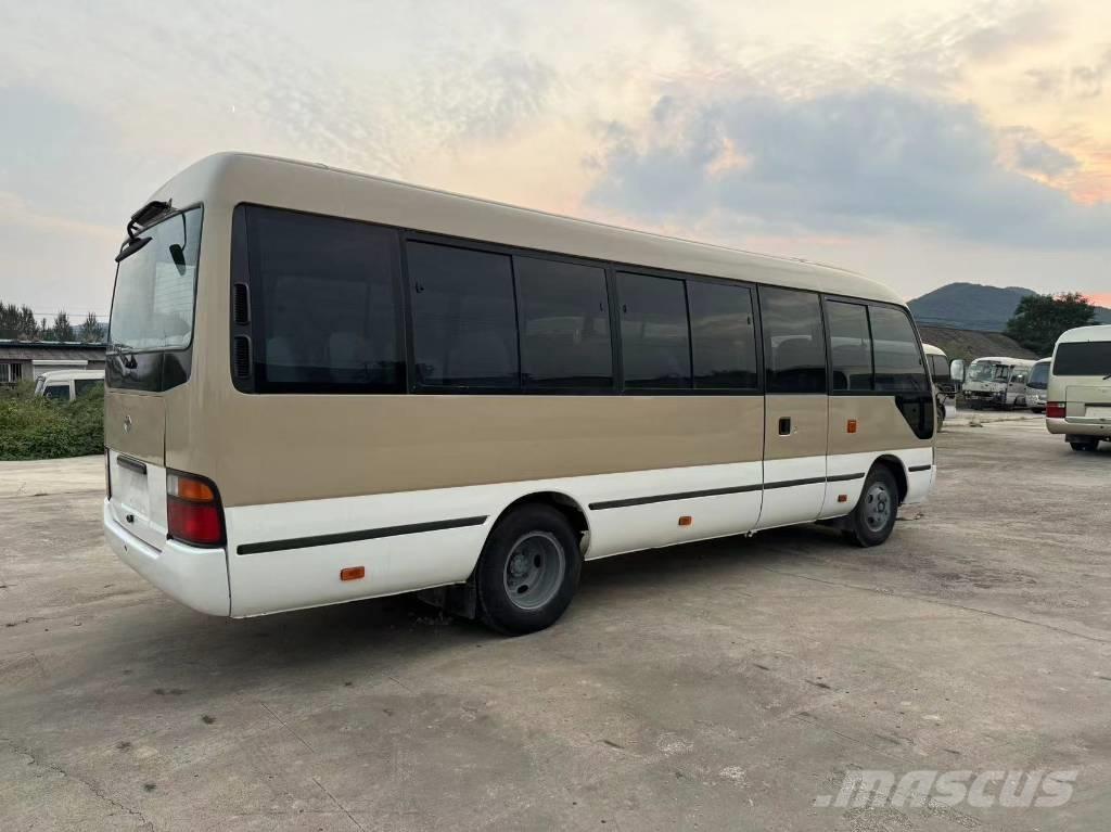 Toyota Coaster Bus Väikebussid
