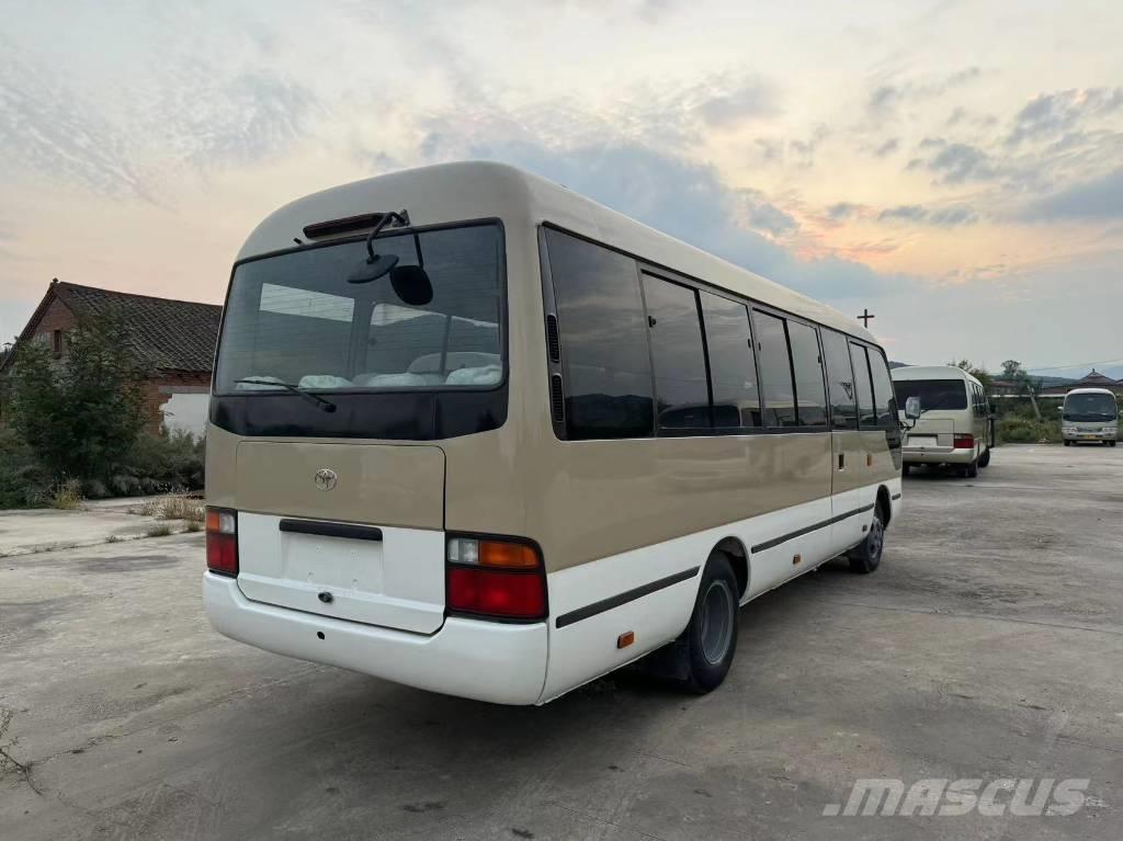 Toyota Coaster Bus Väikebussid