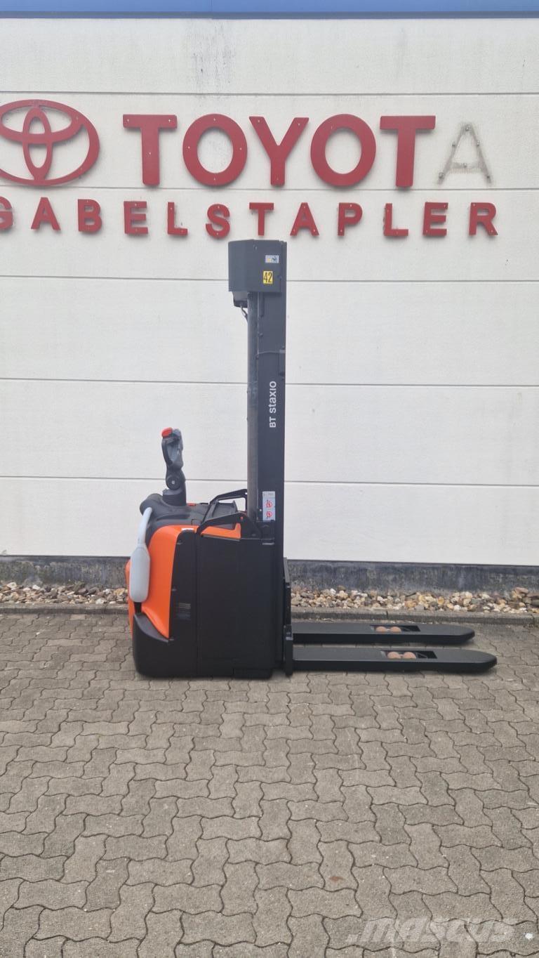 Toyota SPE160 Platvormiga virnastajad