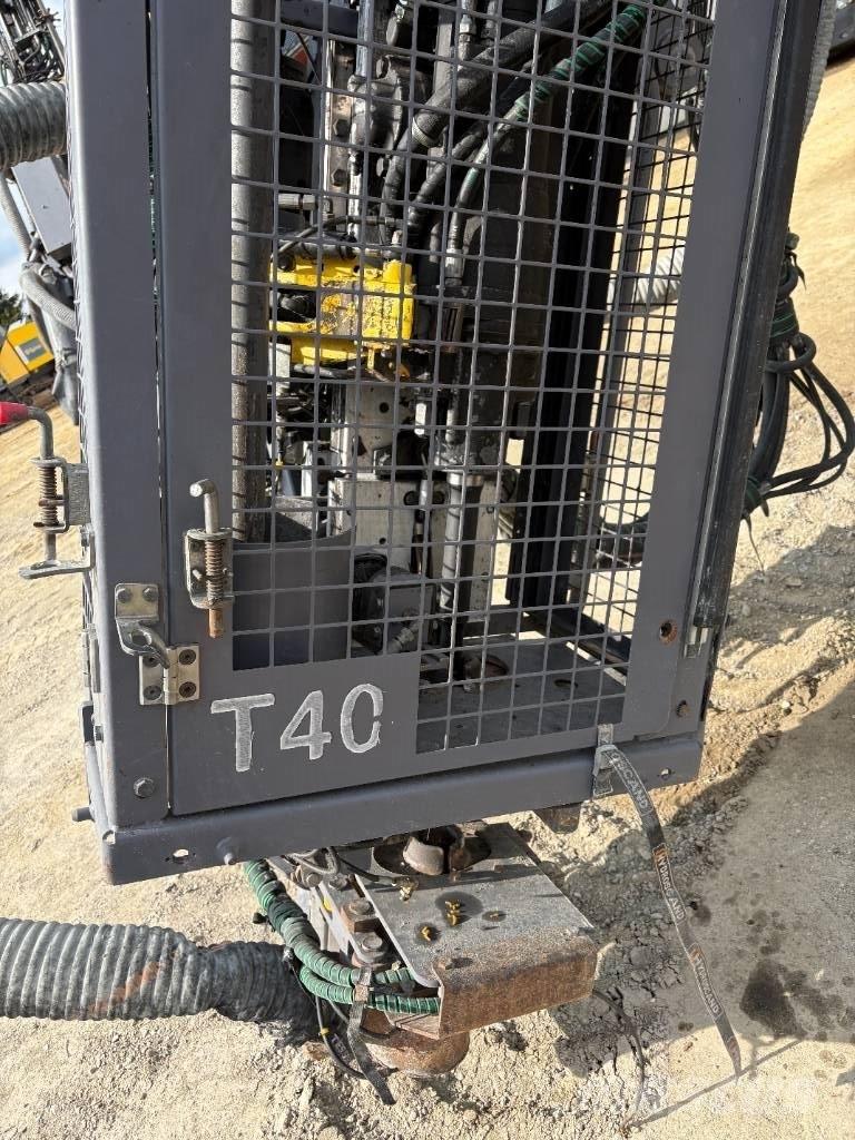 Epiroc T40 Vertikaalsed puurmasinad