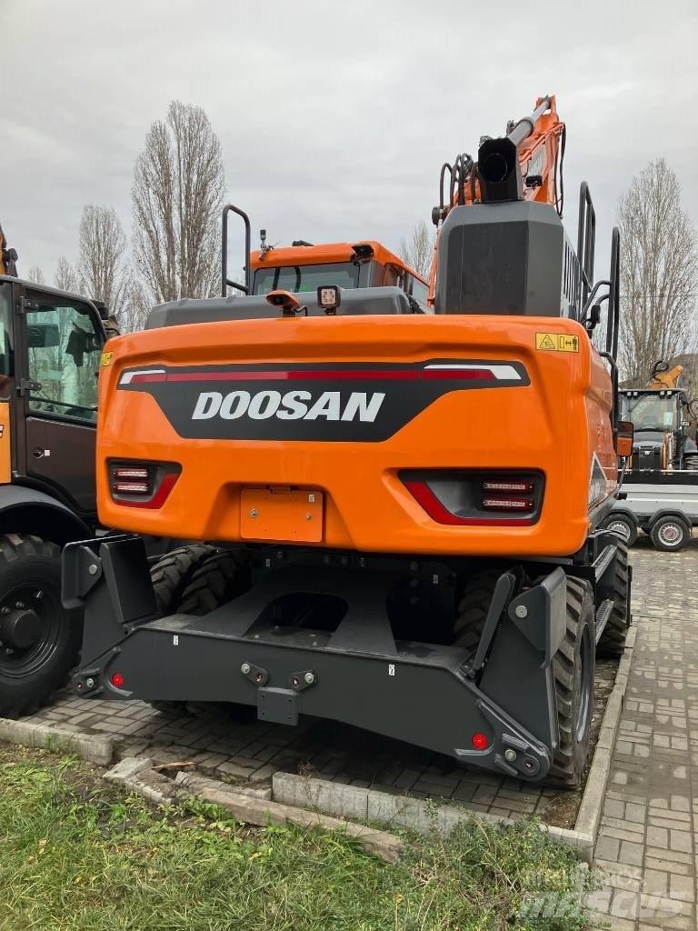 Doosan DX 170 W-7 Ratasekskavaatorid