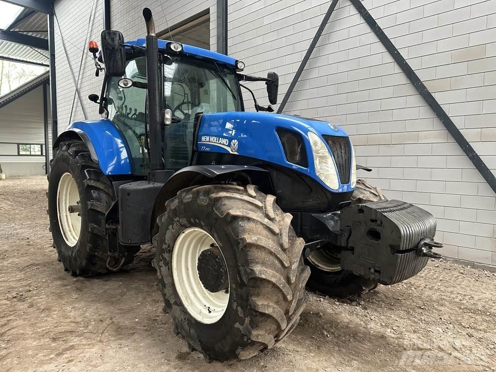 New Holland T7.250 Traktorid