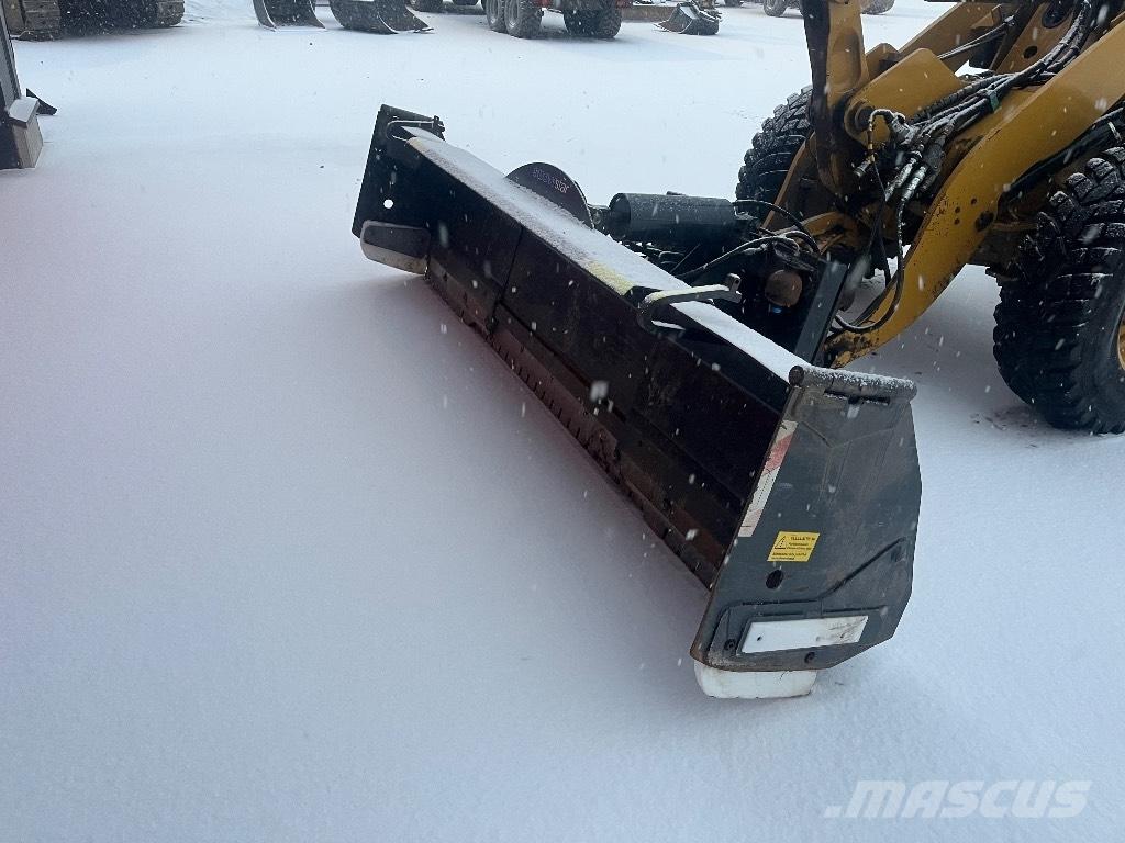 CAT 908 / Myyty, Sold Rataslaadurid