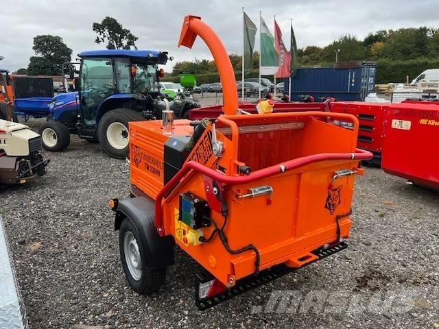 Timberwolf TW230/HB Puiduhakkurid