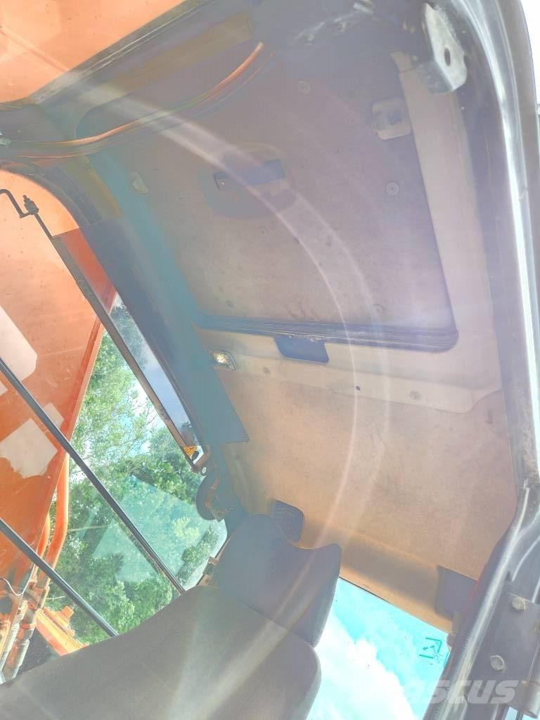 Hitachi ZX 330 LC-5 Roomikekskavaatorid