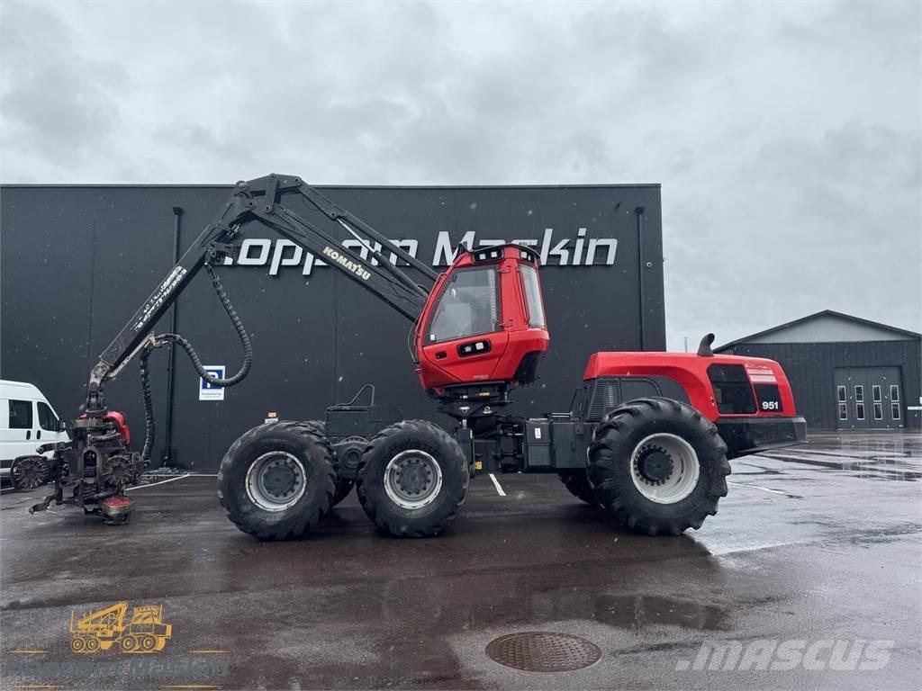Komatsu 951 Harvesterid