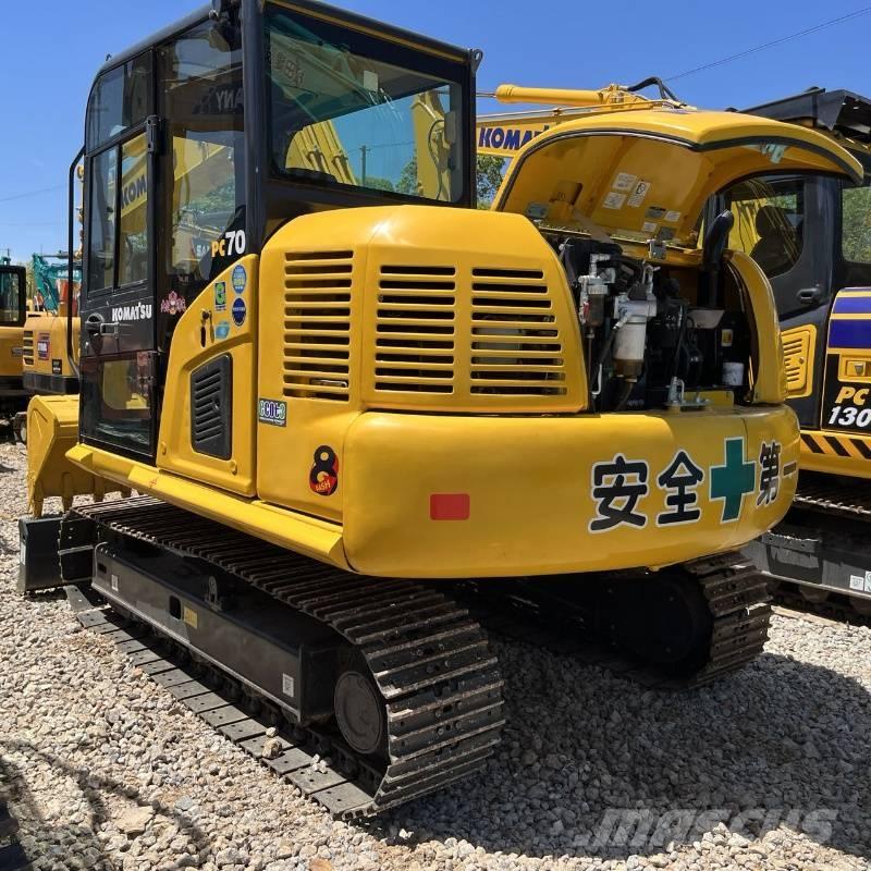 Komatsu PC 70 Roomikekskavaatorid