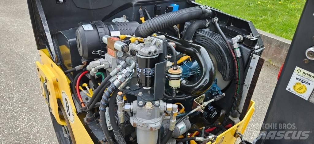 Bomag BW 100 AC Kombineeritud rullid