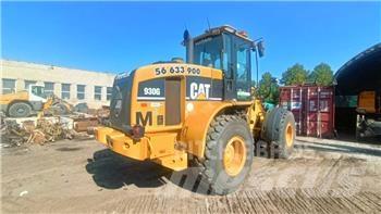 CAT 930 G Rataslaadurid
