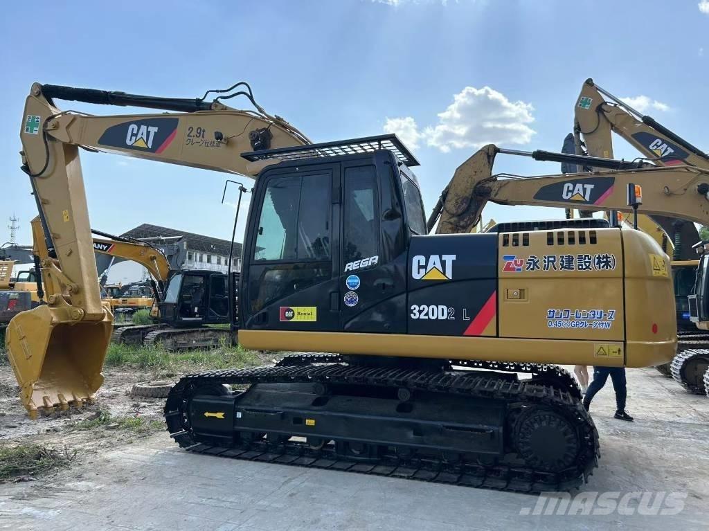 CAT 320 D Roomikekskavaatorid