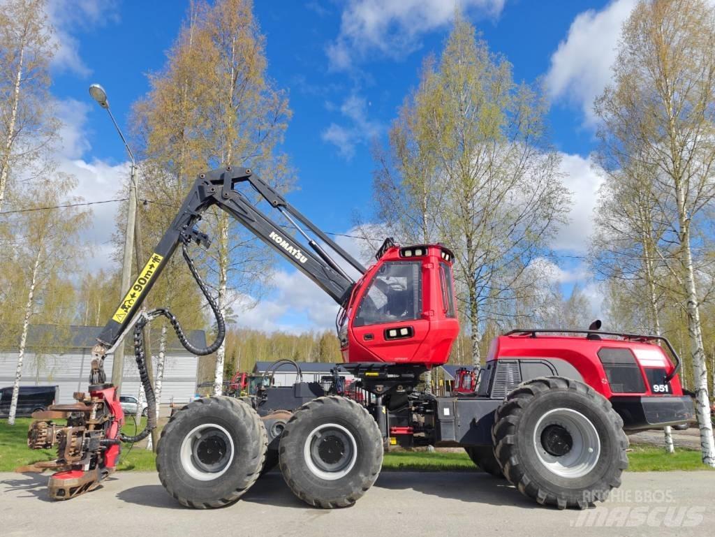 Komatsu 951 Harvesterid