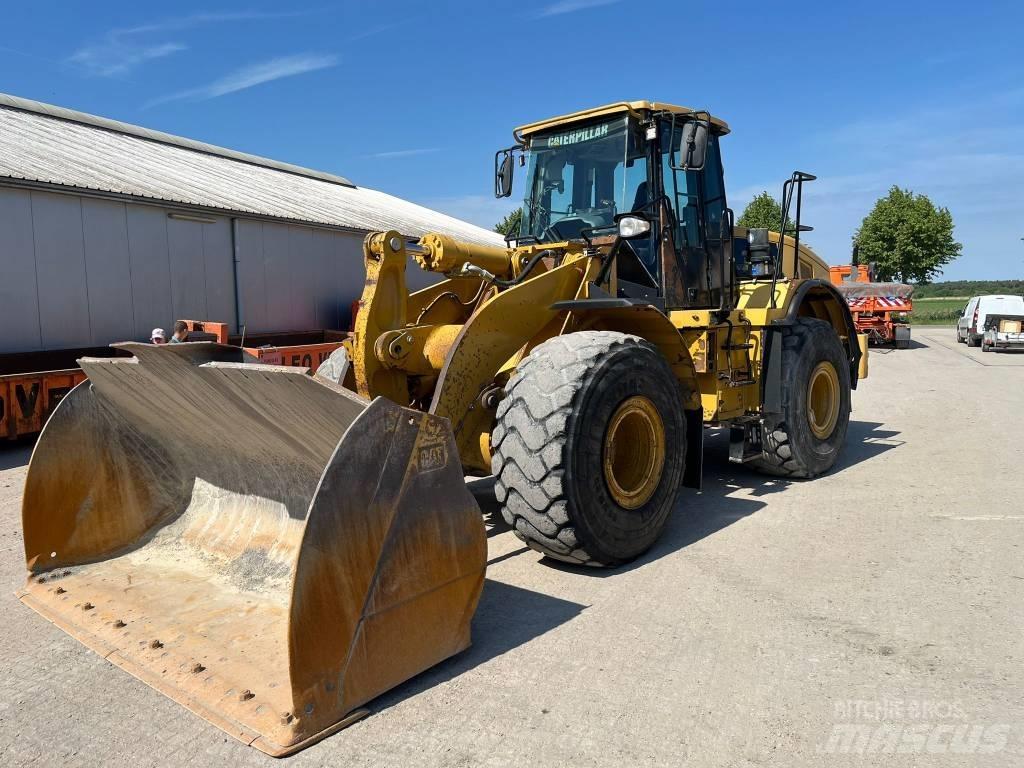 CAT 966 H Rataslaadurid