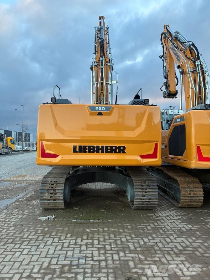 Liebherr R930 Roomikekskavaatorid