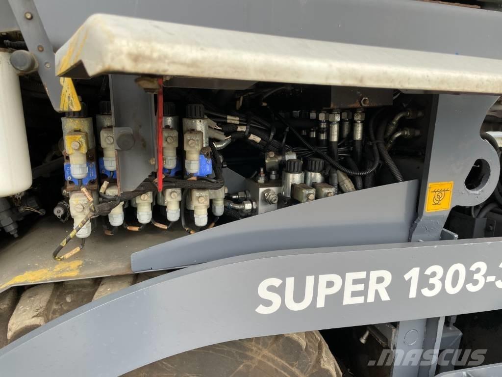 Vögele SUPER 1303-3I Asfaldilaoturid