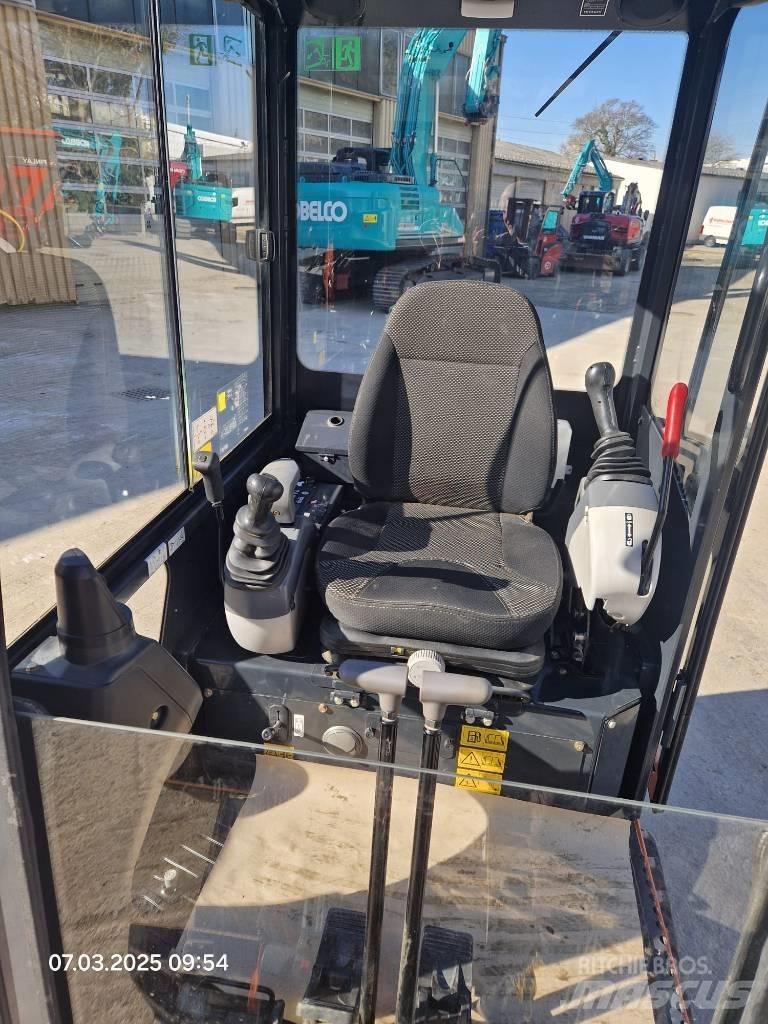 Hitachi ZX 19-6 Miniekskavaatorid < 7 t