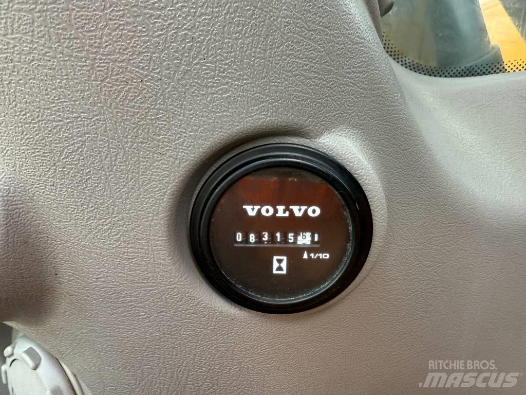 Volvo EC 140 EL Roomikekskavaatorid
