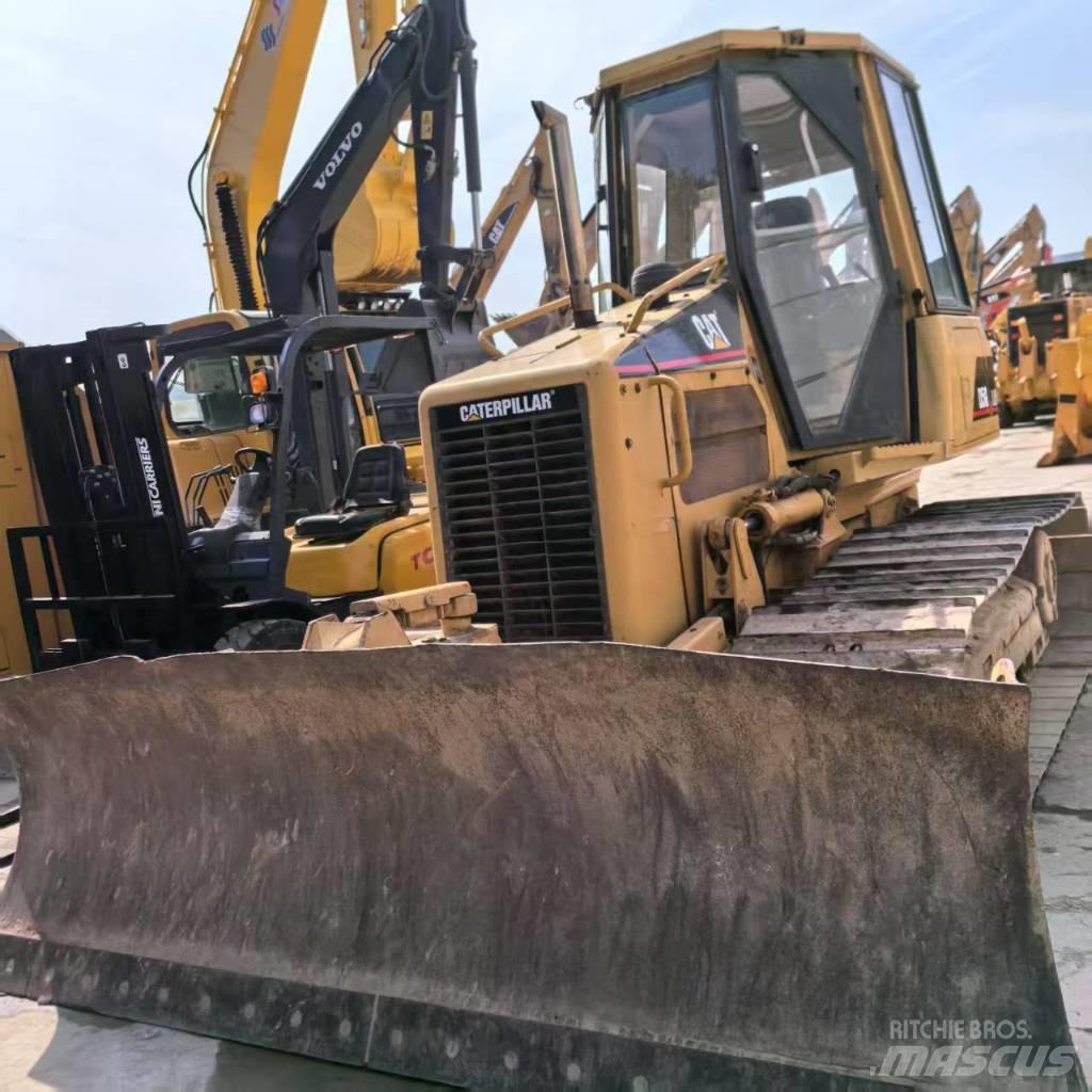 CAT D 5 G LGP Buldooserid