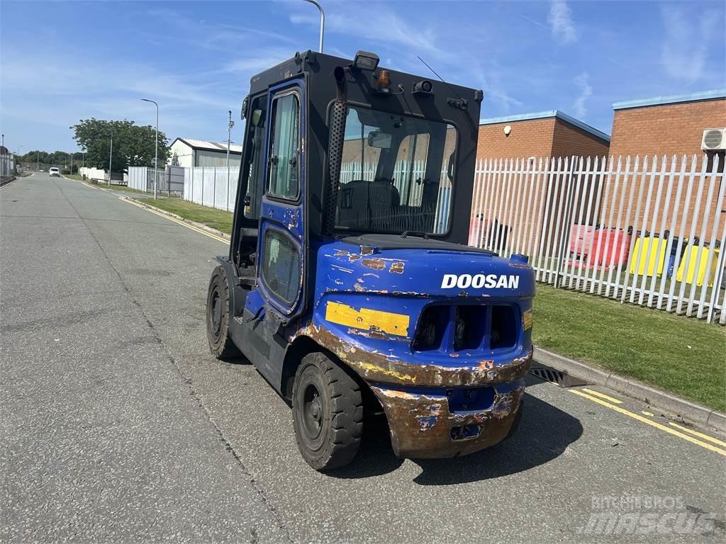 Doosan D45SC-5 Diiseltõstukid