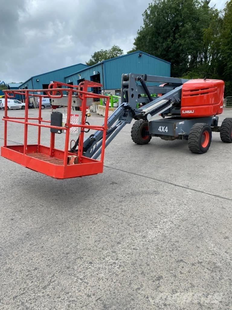 SkyJack SJ 46 AJ Iseliikuvad poomtõstukid