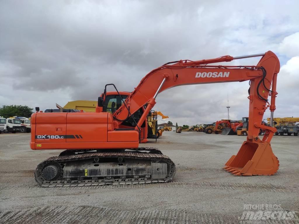 Doosan DX 180 LC Roomikekskavaatorid