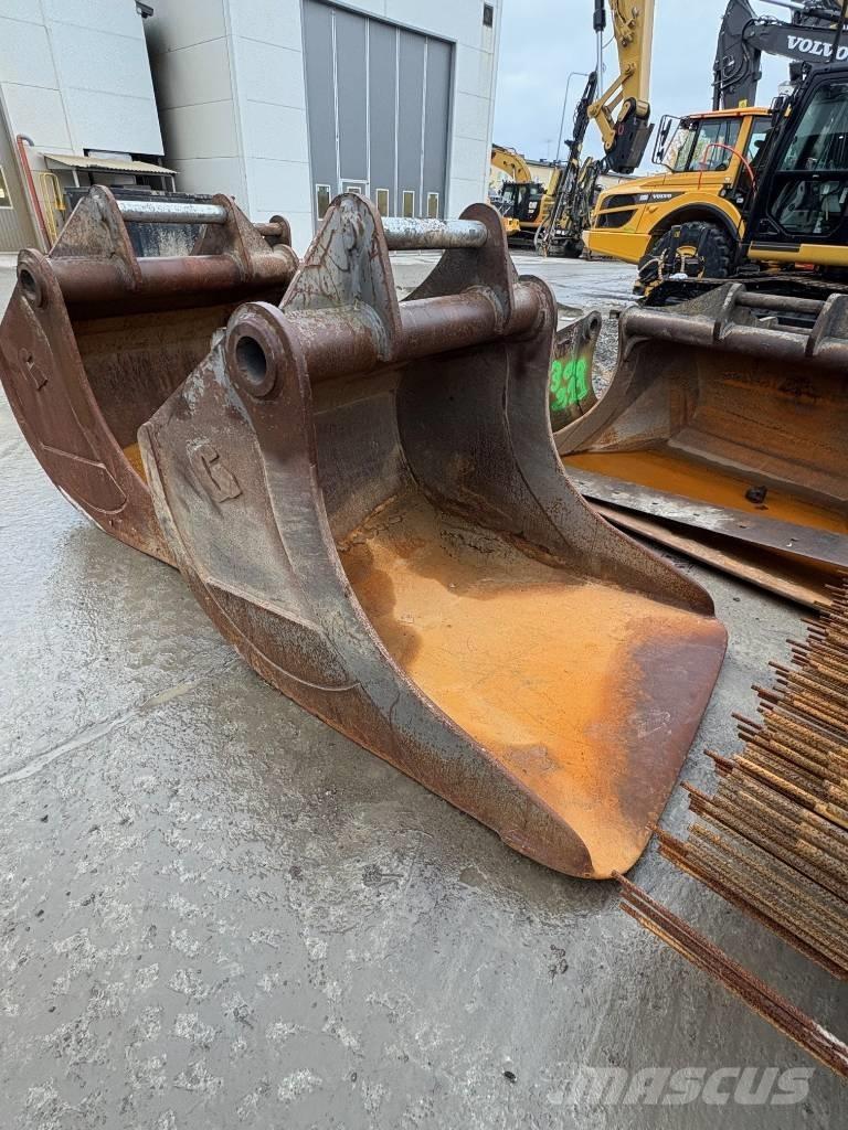 Volvo EC 300 EL Roomikekskavaatorid