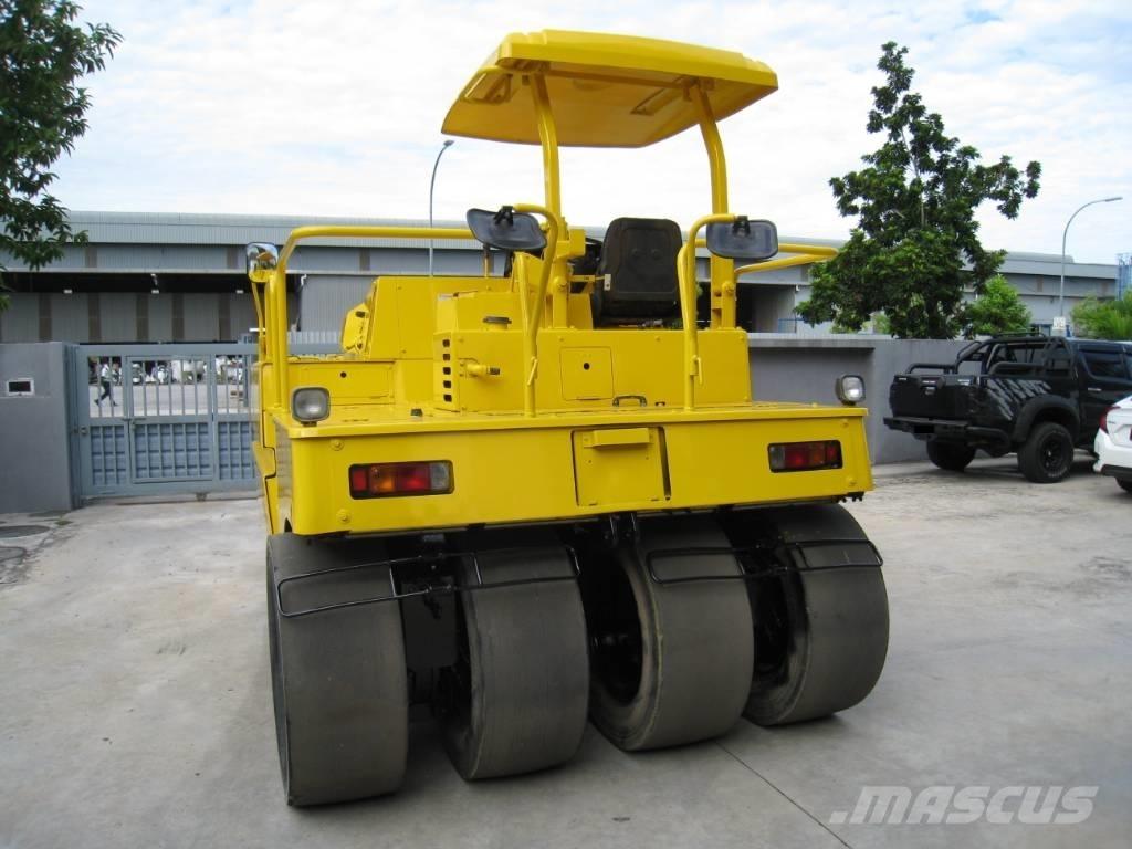 Sakai TZ 701 Pneumorehvidega rullid