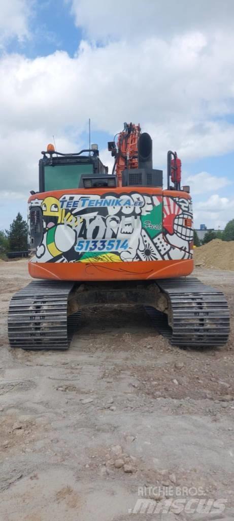 Hitachi ZX 135 US-6 Roomikekskavaatorid
