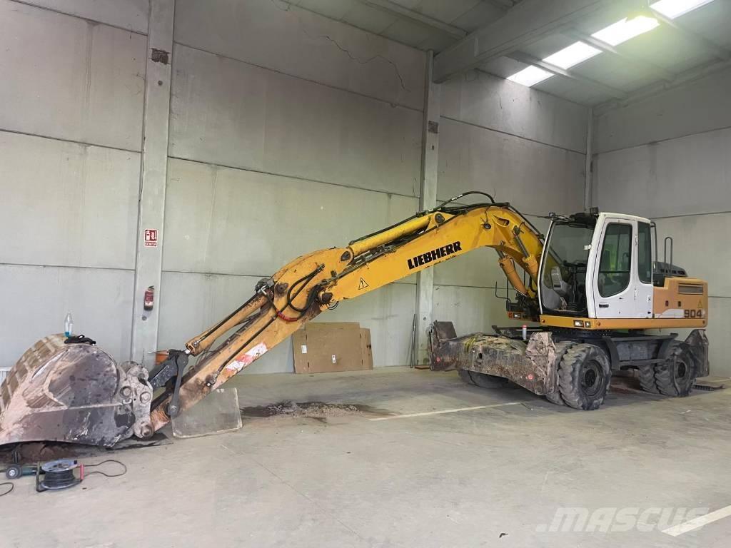 Liebherr A 904 C Ratasekskavaatorid
