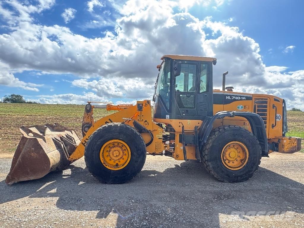 Hyundai HL 740-9 A Rataslaadurid
