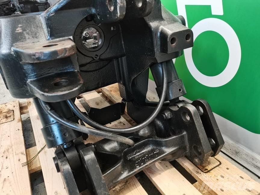 New Holland T7. frame Raamid