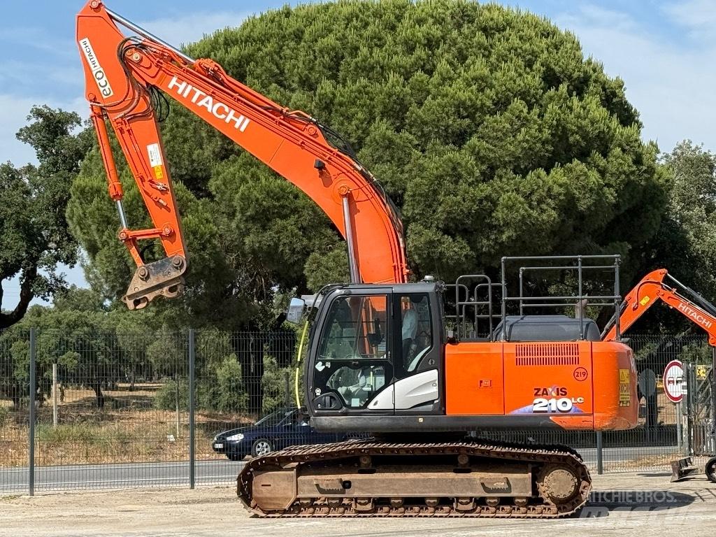 Hitachi ZX 210 LC-6 Roomikekskavaatorid