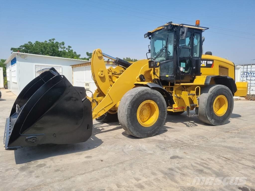 CAT 938 M Rataslaadurid