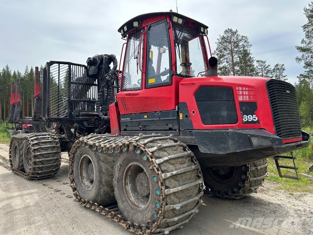 Komatsu 895 Forwarderid