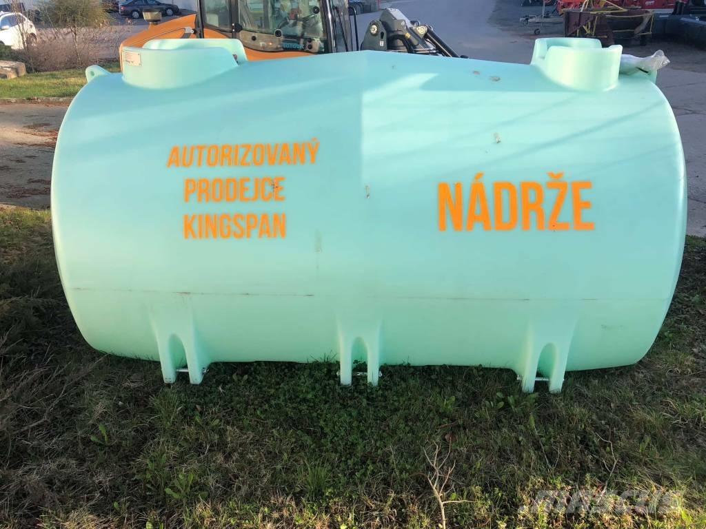 Tank Master 6000 Vedeliku konteinerid