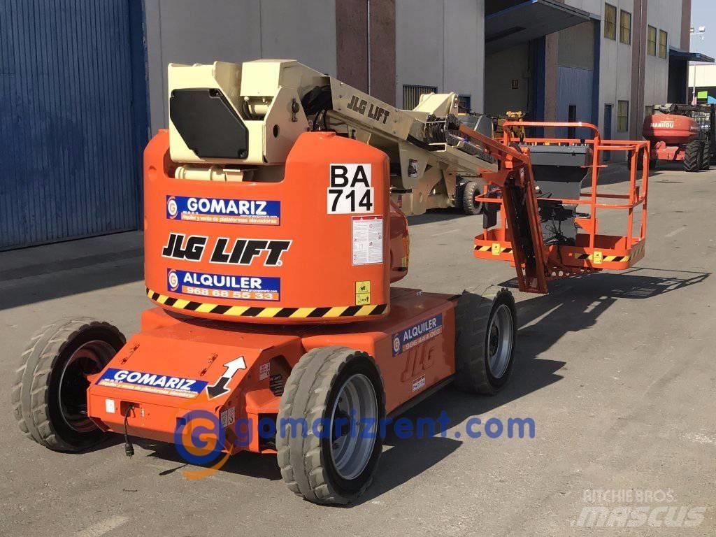JLG E 450 AJ Iseliikuvad poomtõstukid