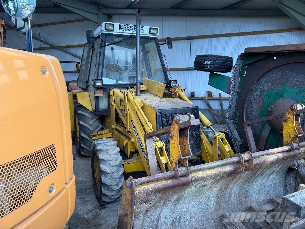 JCB 3 CX Ekskavaatorlaadurid