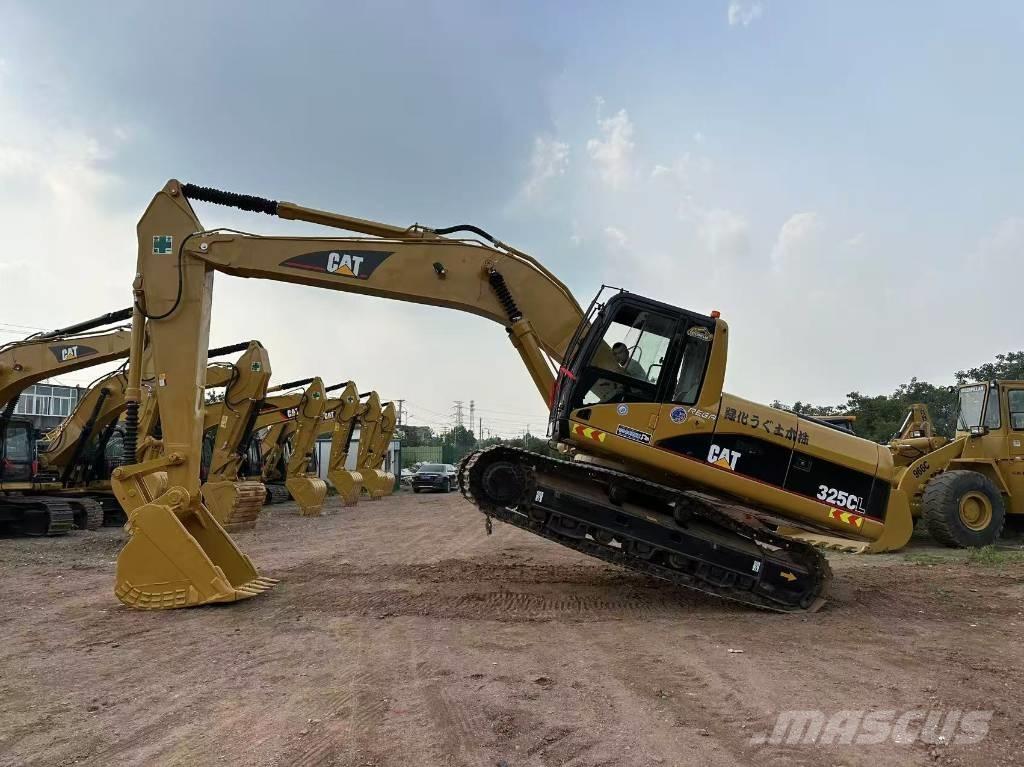 CAT 325 CL Roomikekskavaatorid