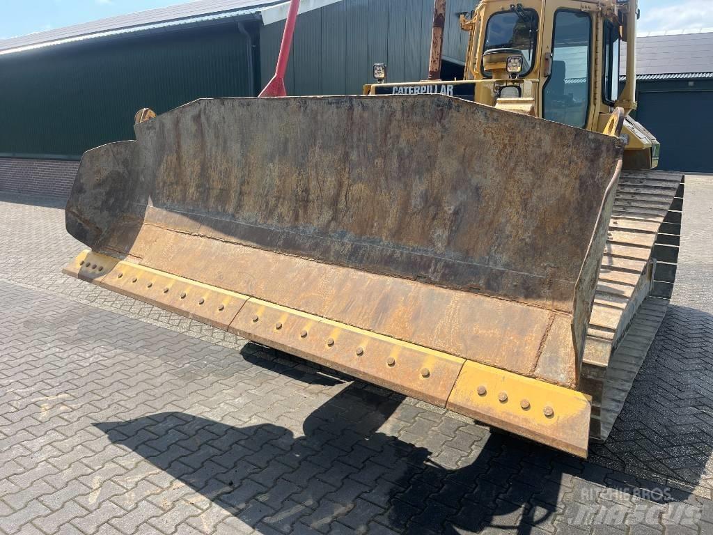 CAT D 6 M LGP Buldooserid