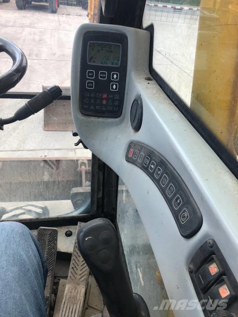 JCB JS145W Ratasekskavaatorid