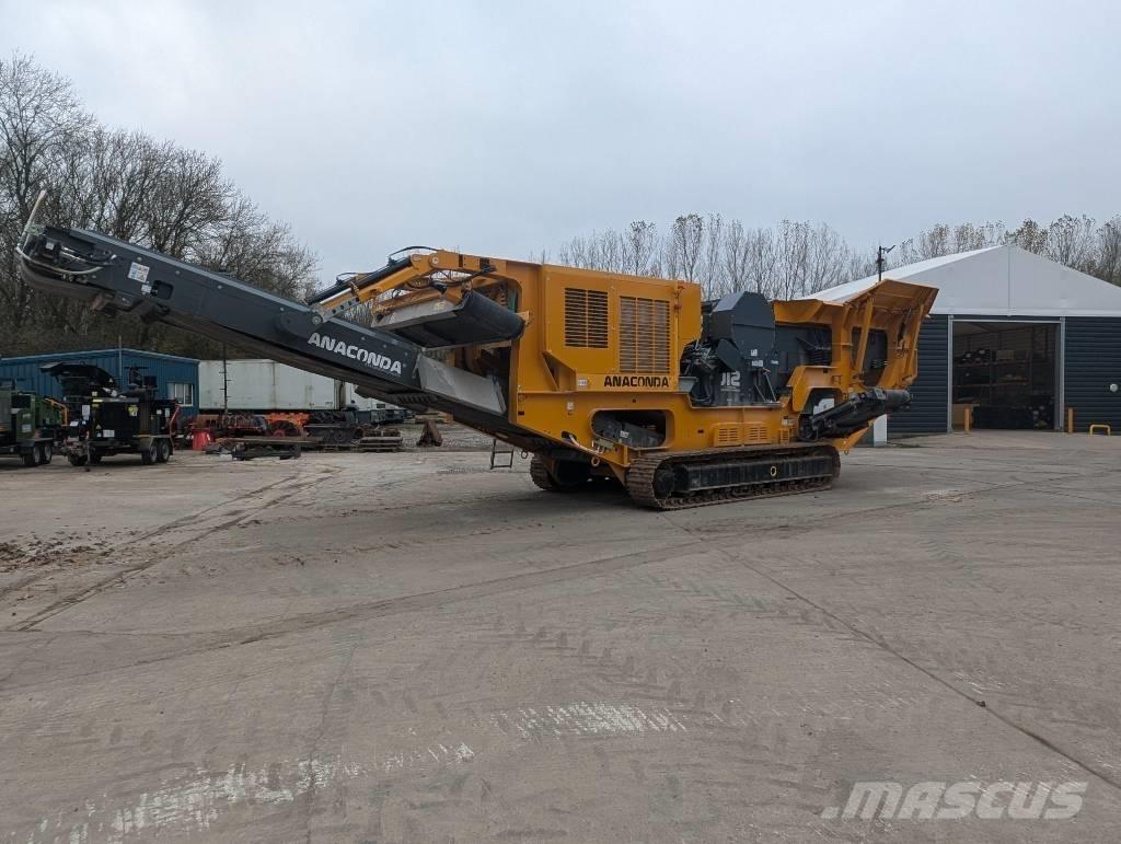 Anaconda J12 Muu