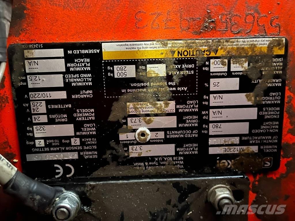Snorkel TM 12 Vertikaalsed mast tõstukid