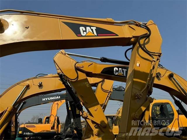 CAT 320 C L Roomikekskavaatorid