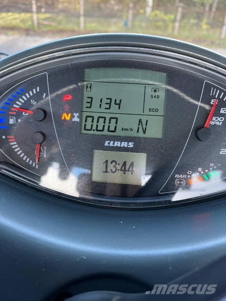 CLAAS Axion 870 Traktorid