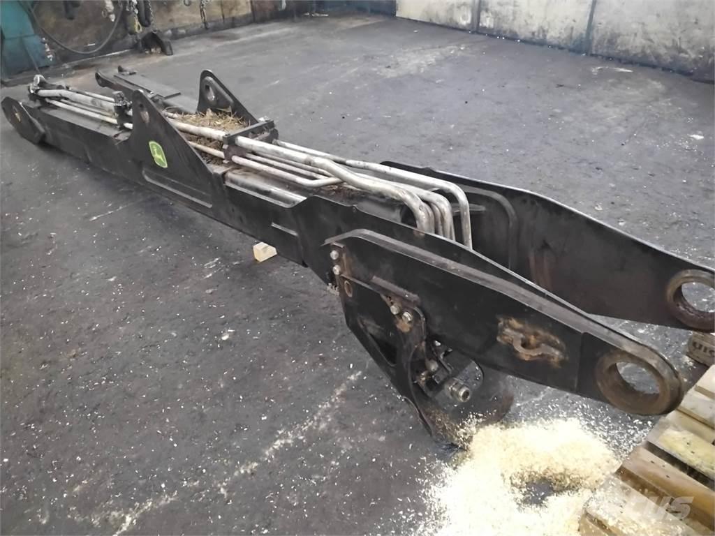 John Deere Ch8 Harvesteri kraanad