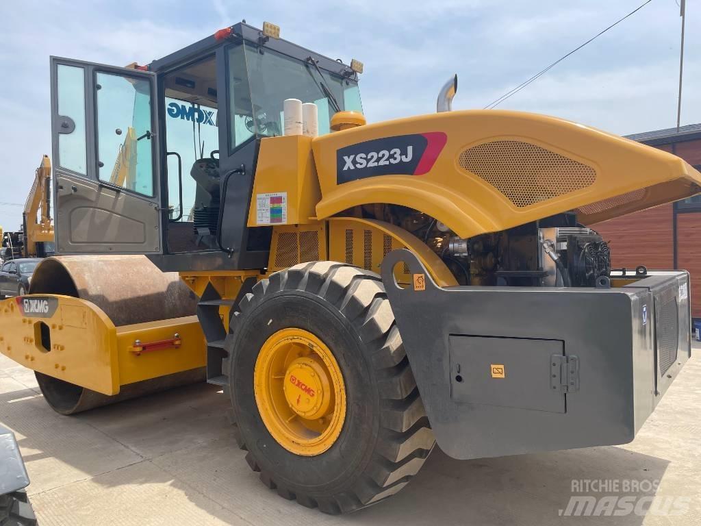 XCMG XS 223 J Ühe trumliga rullid