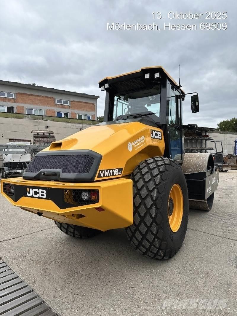 JCB VM118D Pinnaserullid
