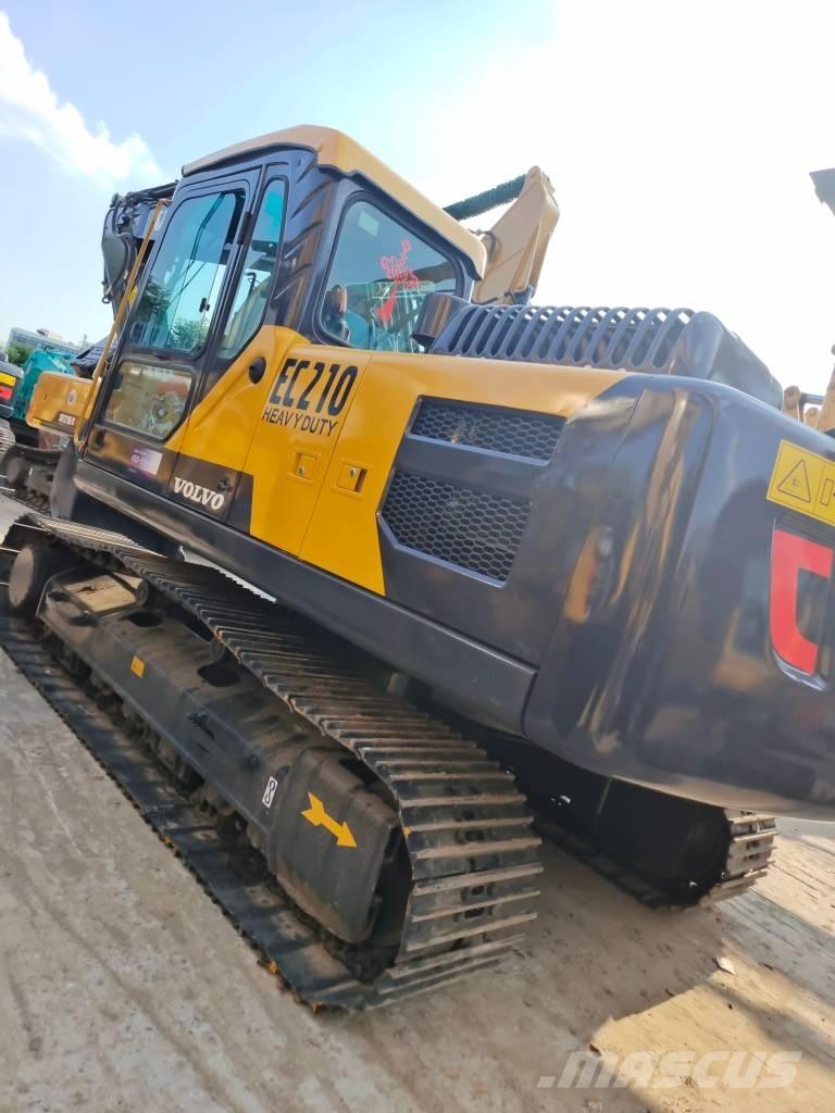 Volvo EC 210 D Roomikekskavaatorid