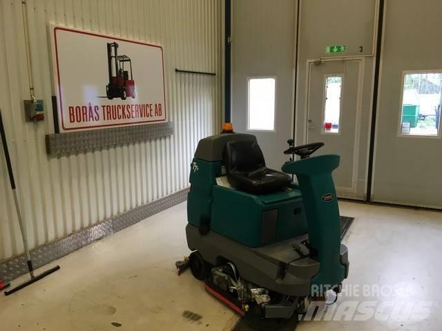 Tennant T 7 + Multifunksionaalsed põrandapesumasinad