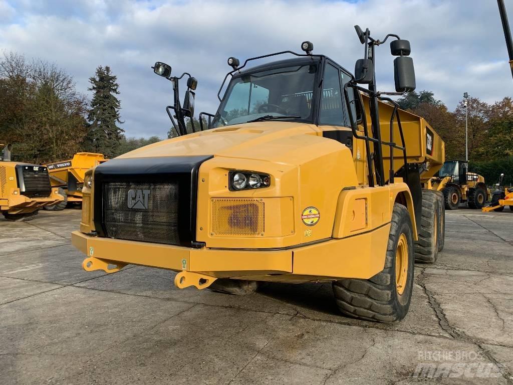 CAT 730 C Liigendraamiga pinnaseveokid